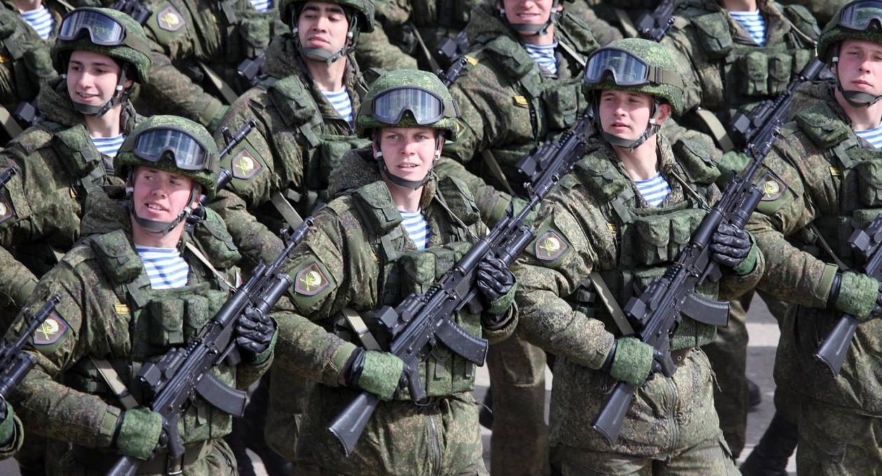 俄媒：俄軍或派遣更多合同兵參加對烏軍事行動
