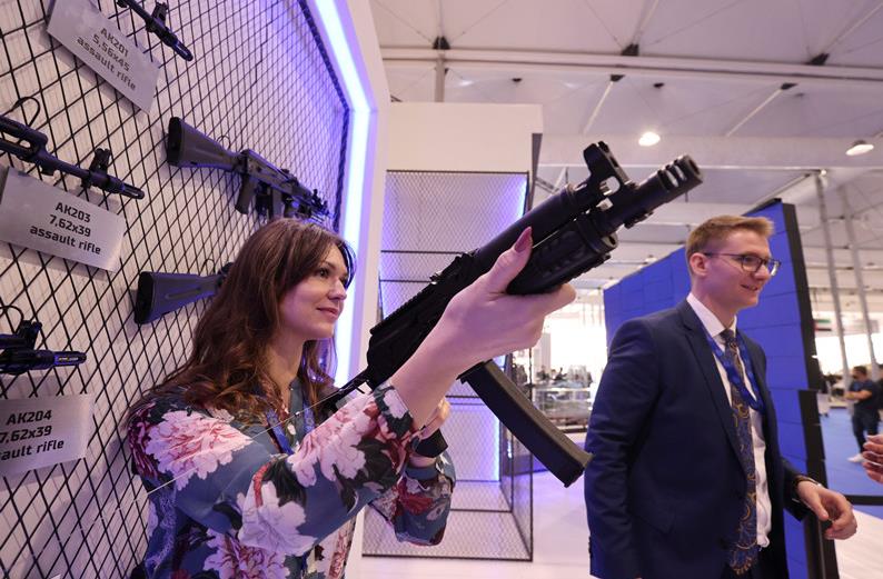 俄媒：俄印合資生産AK-203步槍