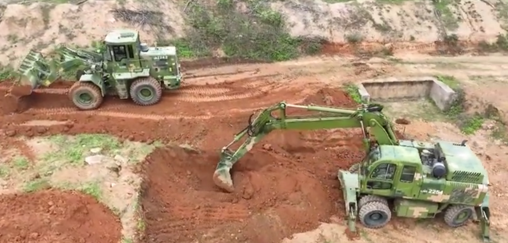 推土機、挖掘機、裝載機出動！陸軍工化旅組織實戰化課目演練