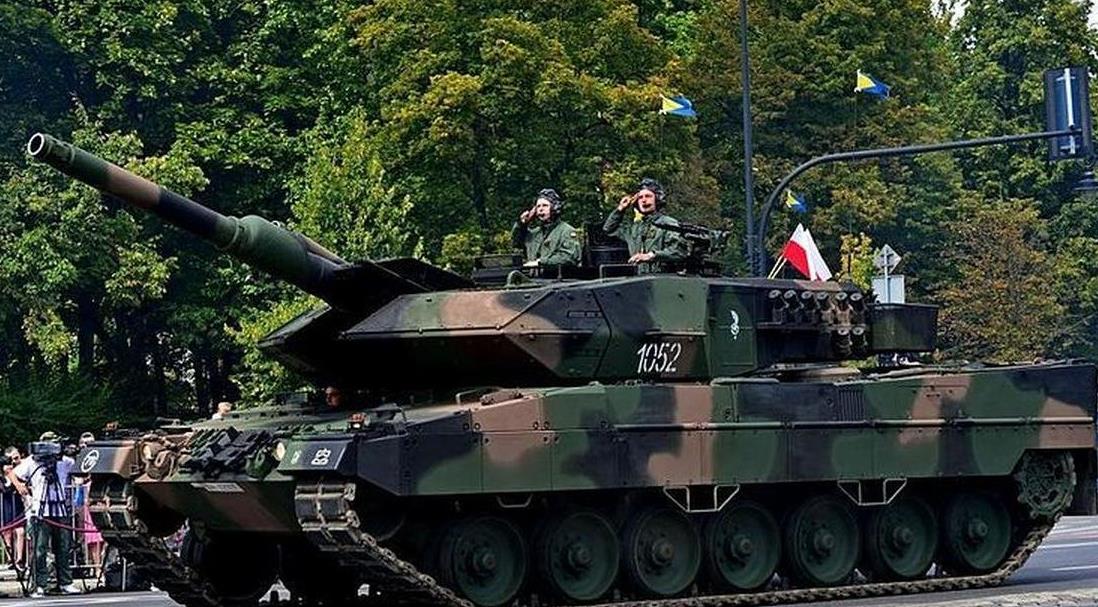 俄媒：波兰在国内为乌克兰招募“豹”2坦克驾驶员