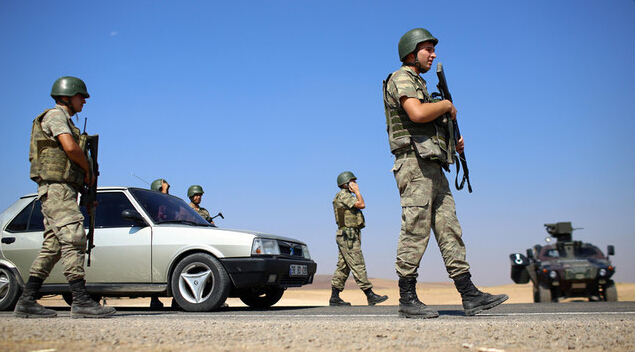 土耳其军队对库尔德工人党武装发动军事打击