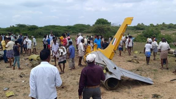 印媒：印度一架教練機在訓練時墜毀