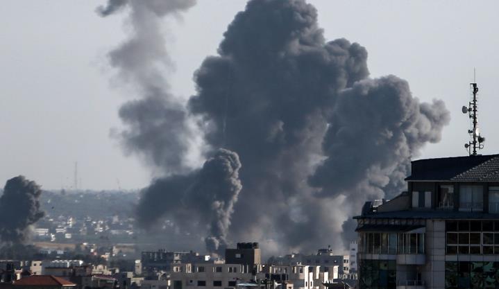 以軍密集轟炸加沙遭西方警告，法媒：以色列面臨的外交壓力越來越大
