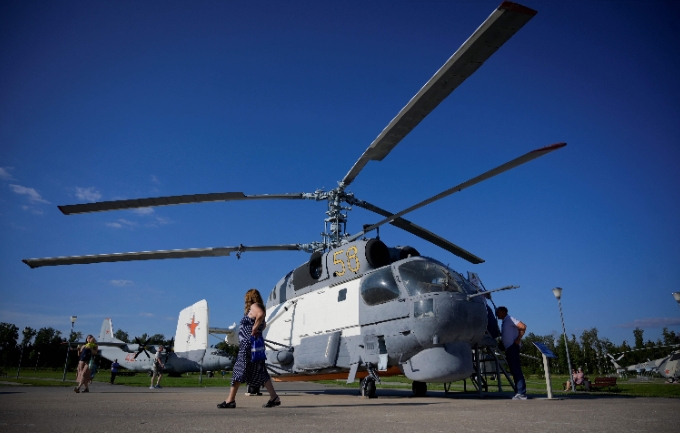俄媒：俄海军直升机开始学习打击无人艇