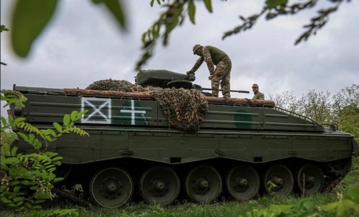 战车缺口上千辆 乌军“报废战车也要”
