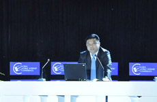 中国联通副总经理邵广禄发表演讲