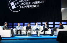 圆桌论坛：如何占领手机桌面？