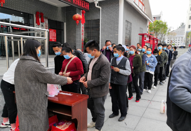 银保监会、中国人民银行发布《关于加强新市民金融服务工作的通知》