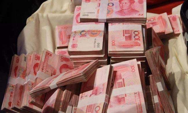 人民币汇率强势回升 昨创8个月来新高