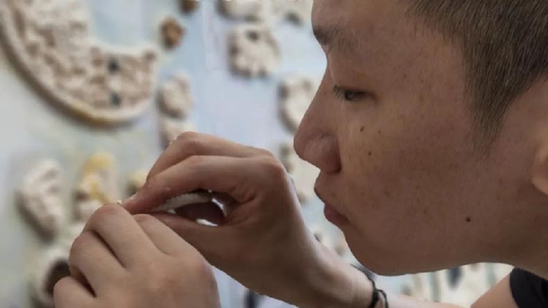 壁画&ldquo;用生命书写的《希波克拉底誓言》&rdquo;