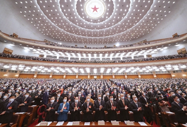 掌声里的硬核“红包”