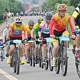 山地自行车比赛掠影