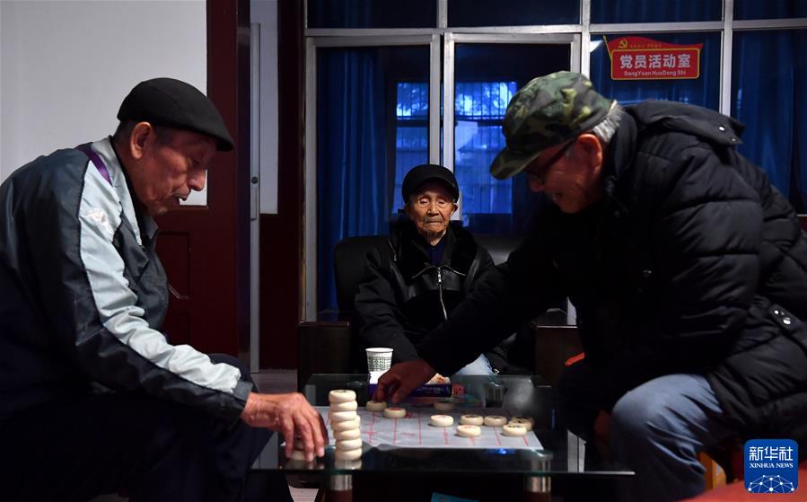 （新华全媒+）（10）陕西大荔：夜色里的安置点