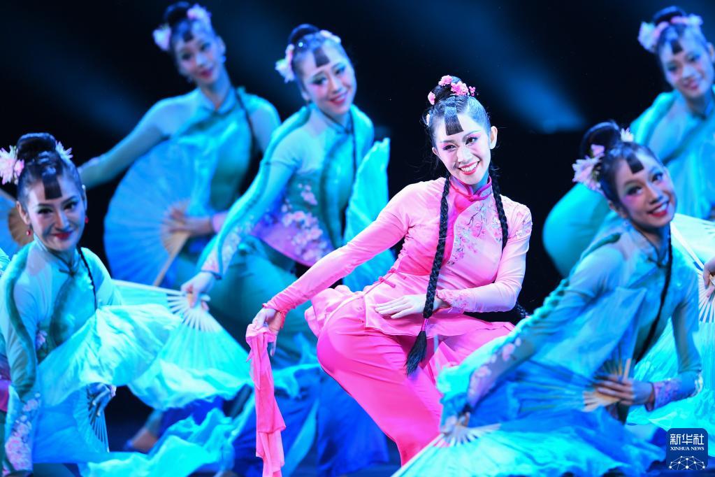 第十三届中国舞蹈“荷花奖”民族民间舞评奖昨日落幕