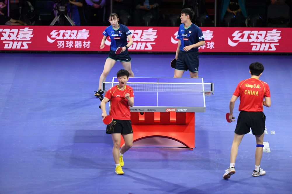 2021世界乒乓球锦标赛：孙颖莎/王楚钦夺得混双冠军