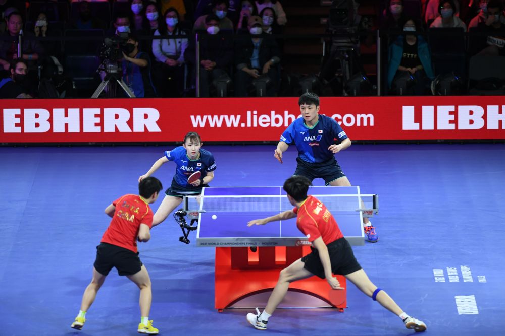 2021世界乒乓球锦标赛：孙颖莎/王楚钦夺得混双冠军