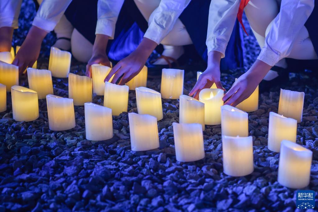国家公祭日|南京：“烛光祭”寄托哀思祈愿和平