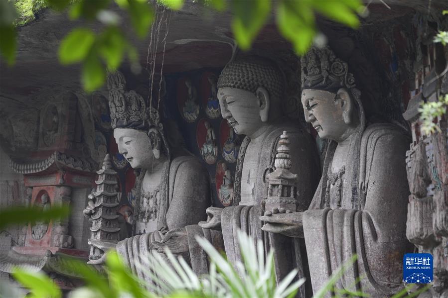 (经济)(4)世界文化遗产大足石刻景区接待游客量创同期历史新高