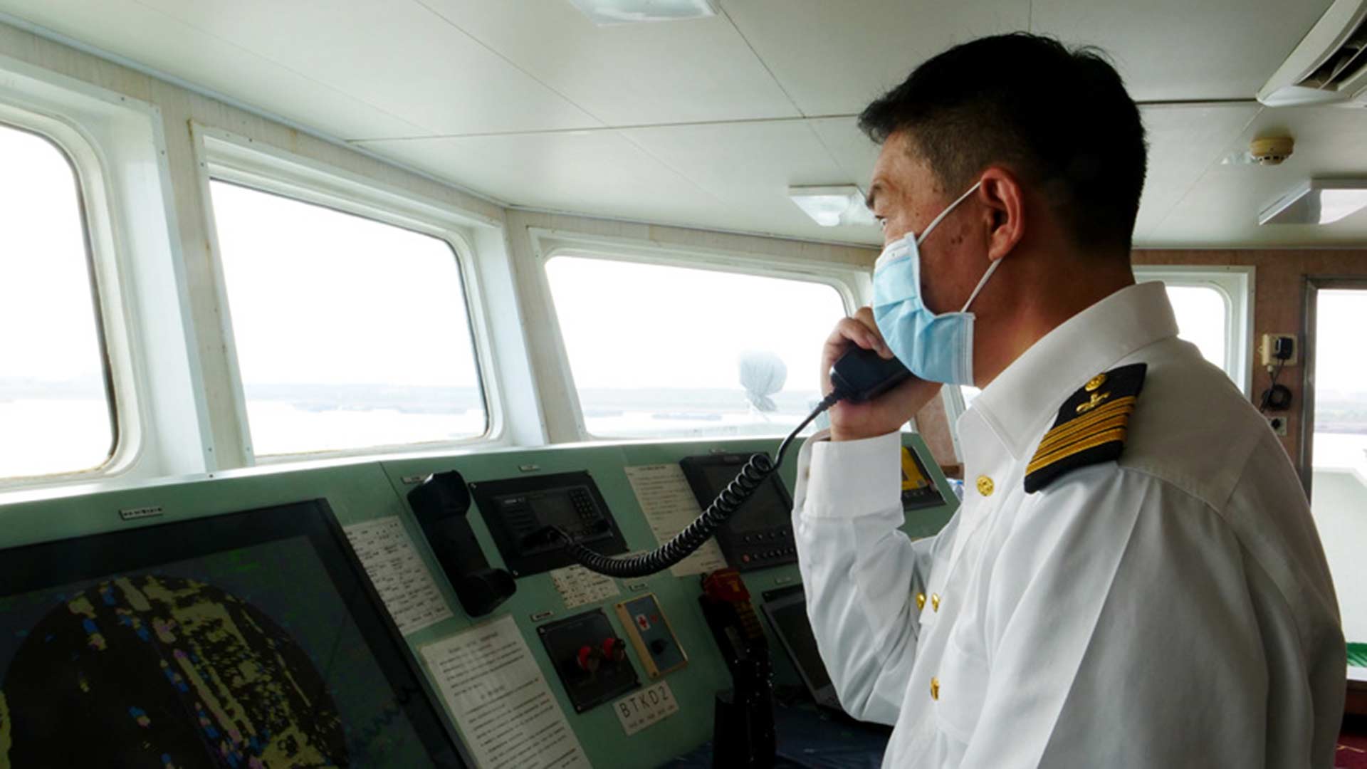 【显影中国】镇守&ldquo;水上国门&rdquo;的长江引航人