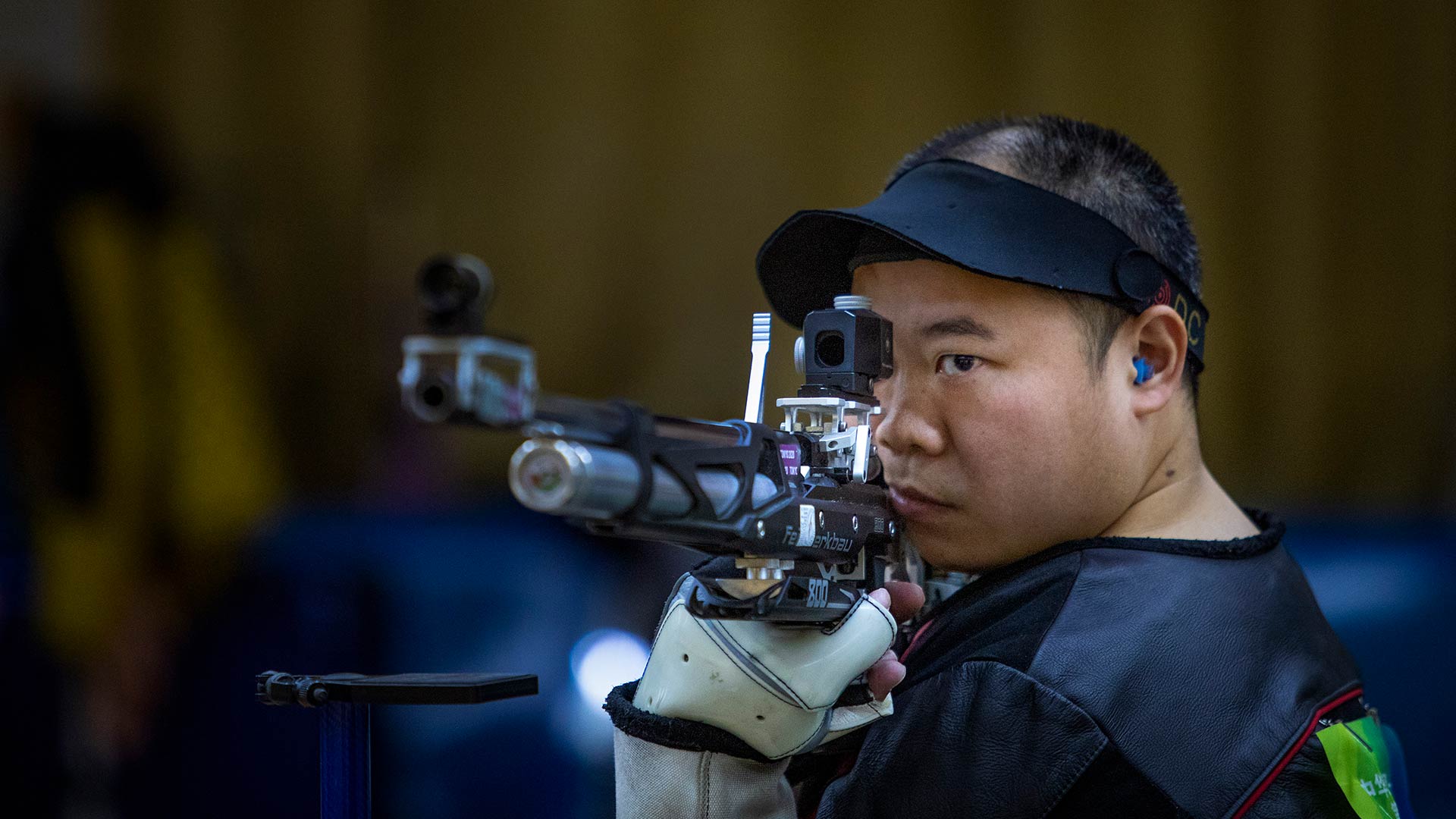 【显影中国】独腿神枪手瞄准&ldquo;靶心&rdquo;