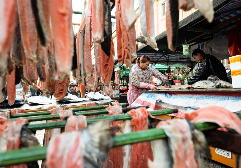探访中国东极鱼市