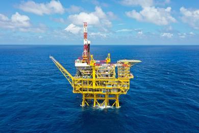 “海基一号”投产刷新我国海上单体石油生产平台新高