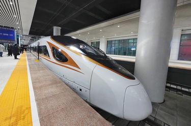 新华全媒+丨北京至唐山城际铁路开通运营