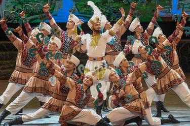 经典舞剧《丝路花雨》在乌鲁木齐上演