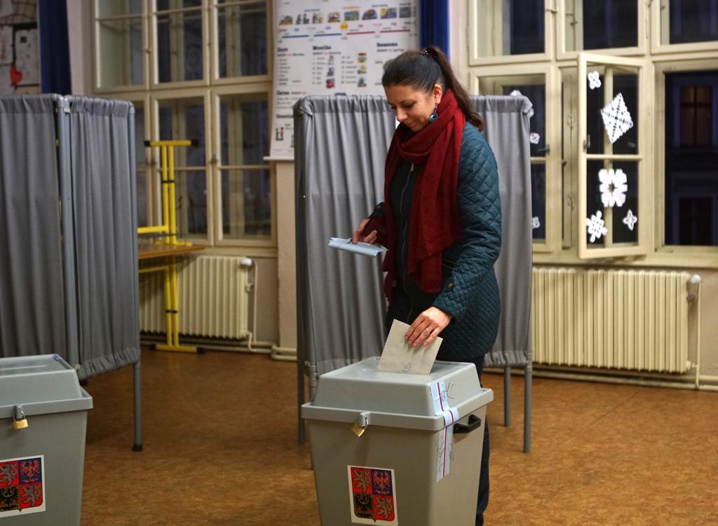 捷克举行总统选举