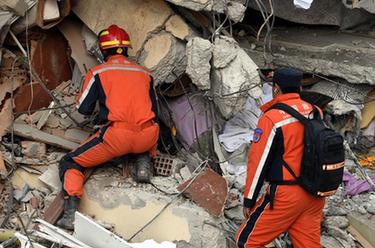 中国救援队在土耳其共营救4名被困人员