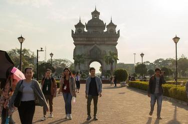 老挝加紧为中国游客到来做准备