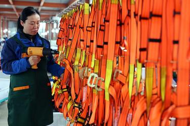 山东惠民：绳网企业满负荷运转“抢外单”