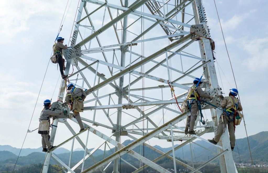 安徽：电网重点工程建设跑出“加速度”