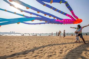泰国芭提雅举办海滩风筝节