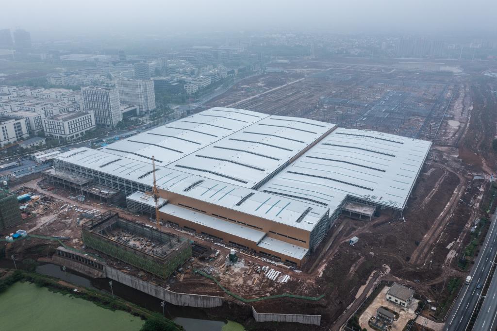 浙江金华：百亿级项目助力金义新区新能源产业链建设