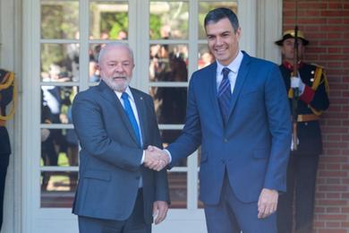 巴西总统访问西班牙 呼吁多边合作解决乌克兰危机