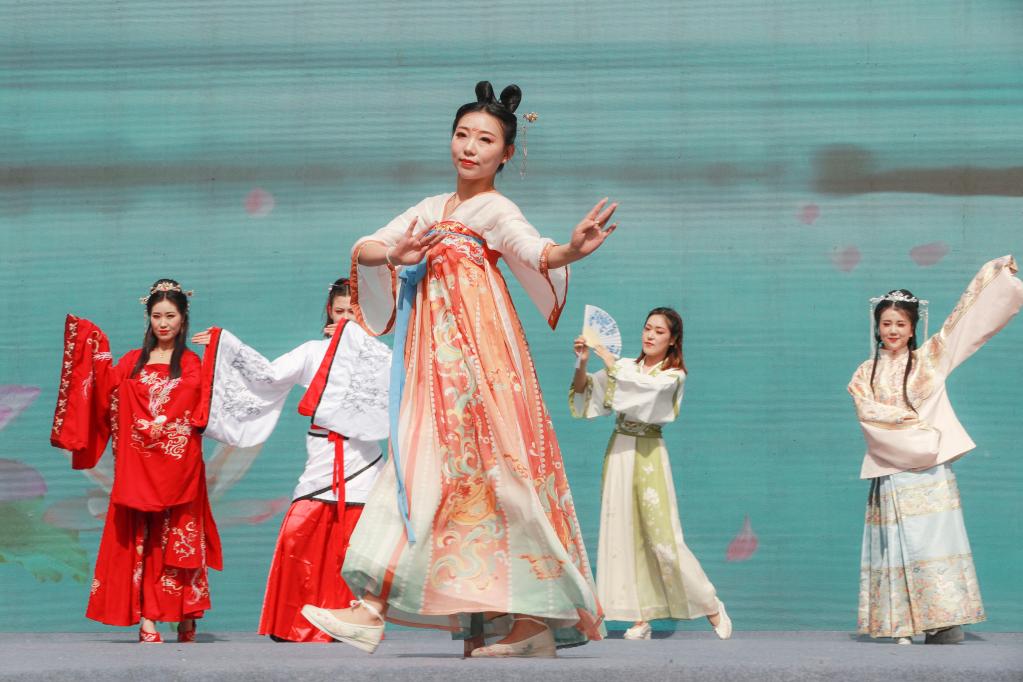 河南叶县举行汉服文化节