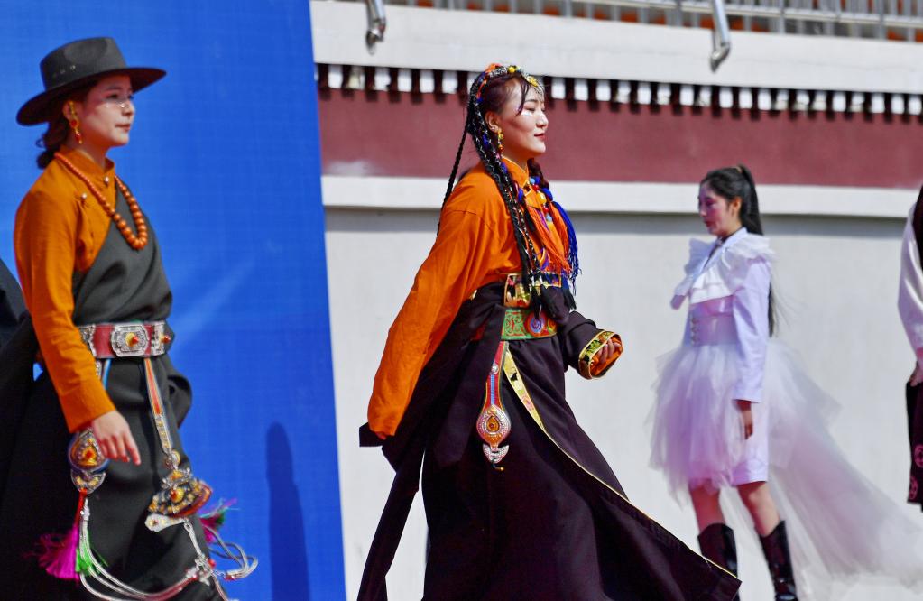 西藏：職業技能大賽展風採