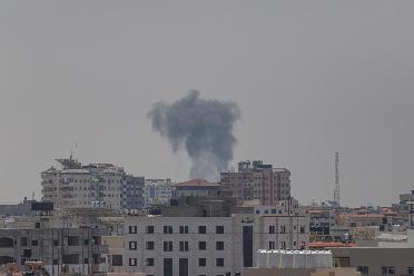 以军对加沙地带进行新一轮空袭 至少1人死亡