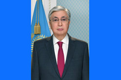 哈萨克斯坦总统像
