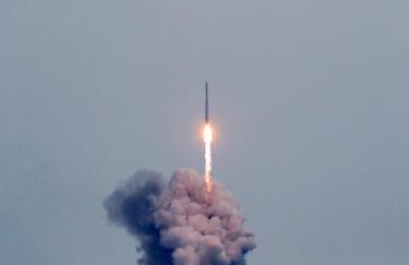 韓國自研運載火箭載星發射成功