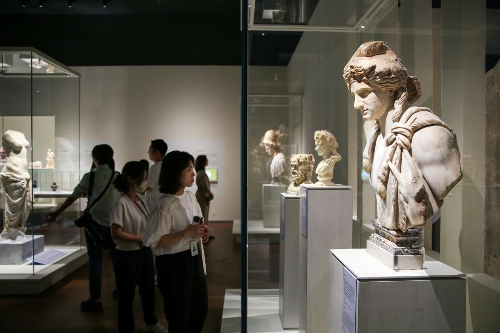 百余件古希腊和古罗马文物亮相韩国首尔