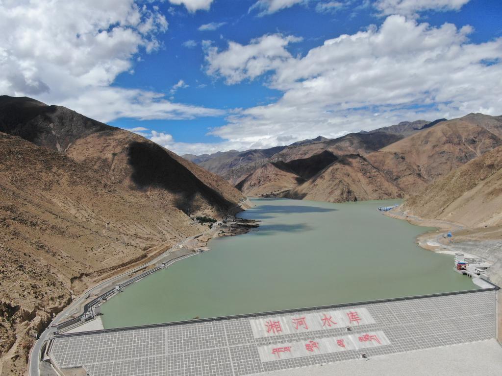 西藏湘河水利枢纽及配套灌区工程全面投产运行