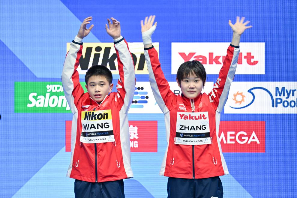 游泳世锦赛丨跳水——混双10米台：王飞龙/张家齐夺冠