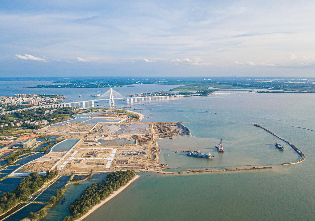 海南文昌：打造现代化中心渔港