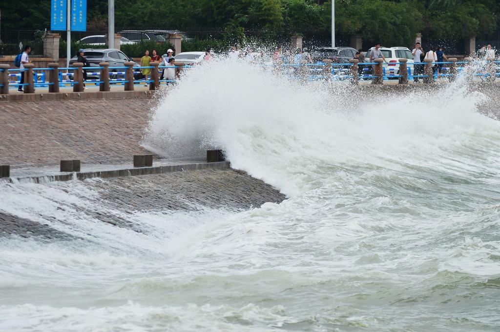 台风“杜苏芮”影响青岛