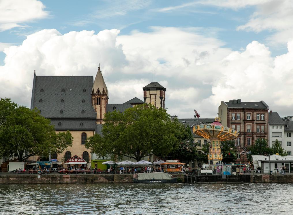 德国法兰克福举办“美因河节”