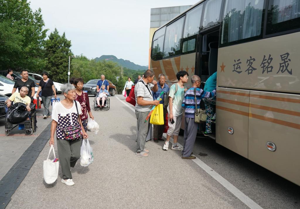 新华全媒+丨北京房山部分安置点村民重回家园