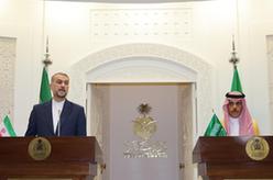 沙特和伊朗外长强调加强两国关系有利于地区和平与安全