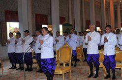 柬埔寨首相洪玛奈宣誓就职